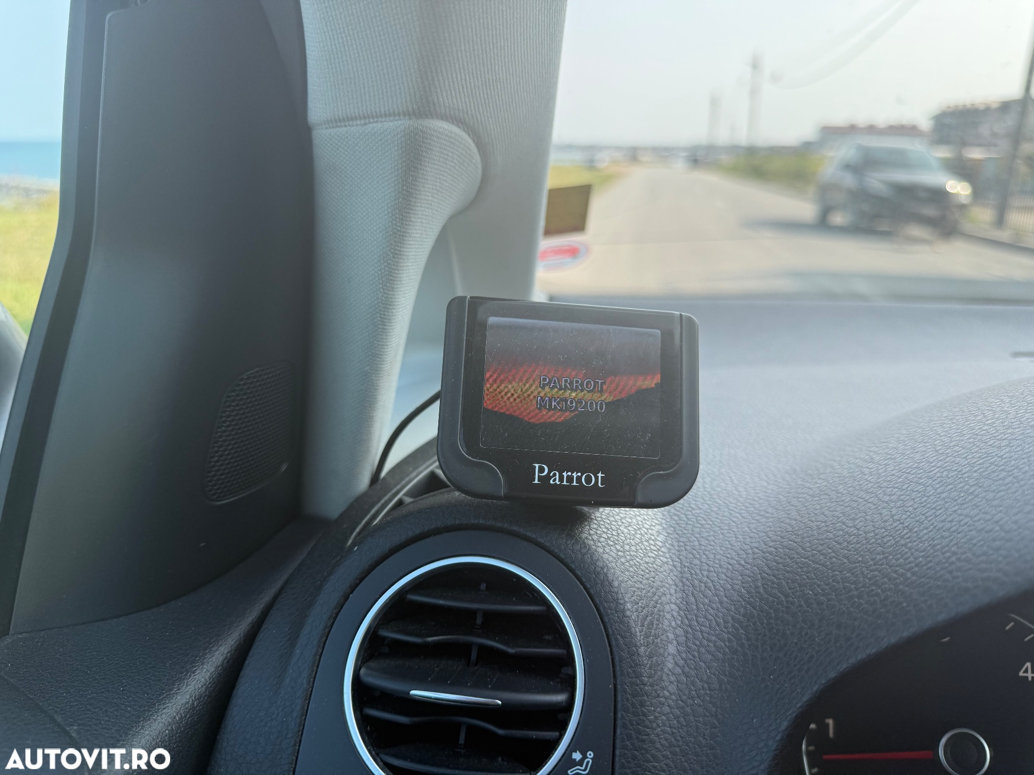 Volkswagen Golf Plus 1.6 TDI DPF BMT Highline DSG - 28
