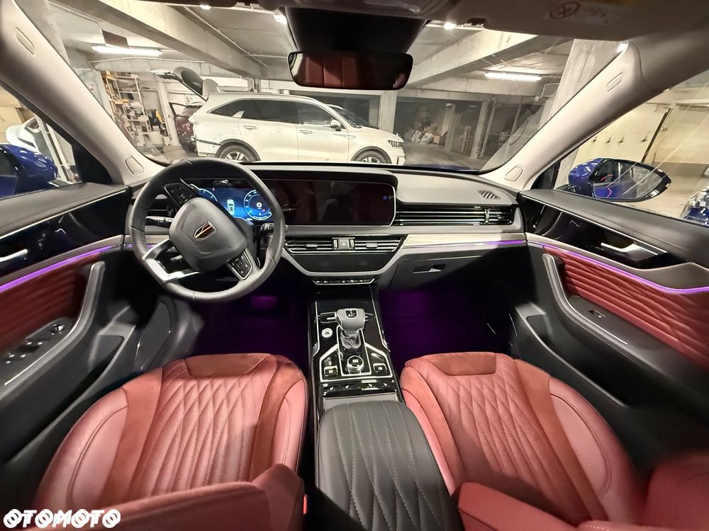 Hongqi HS5 - 5