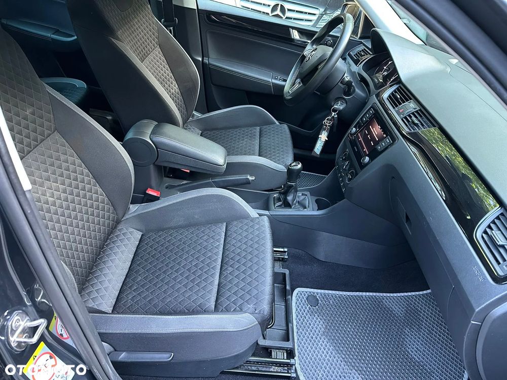 Skoda RAPID Spb 1.0 TSI Ambition - 12