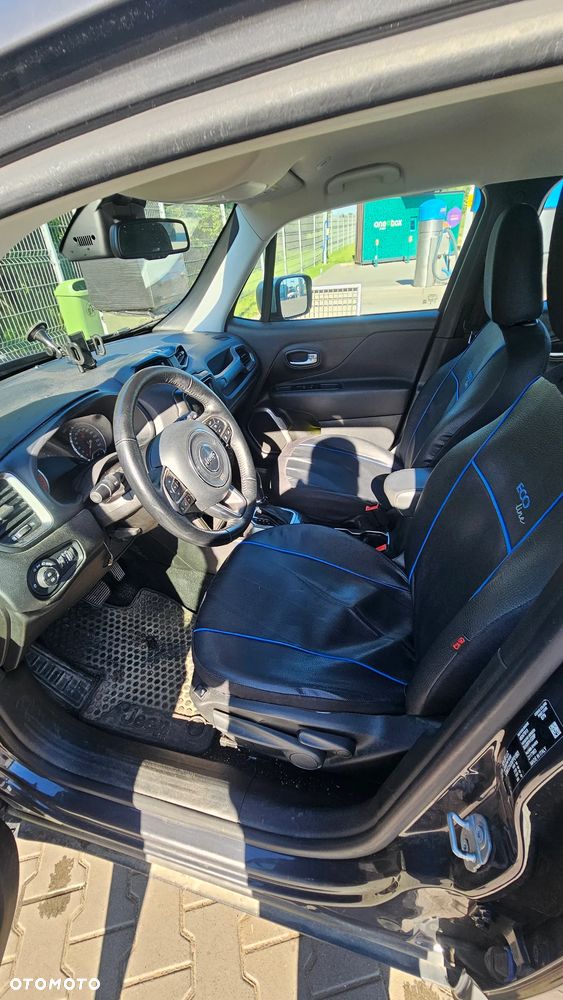 Jeep Renegade 1.5 T4 mHEV Limited FWD S&S DCT - 9
