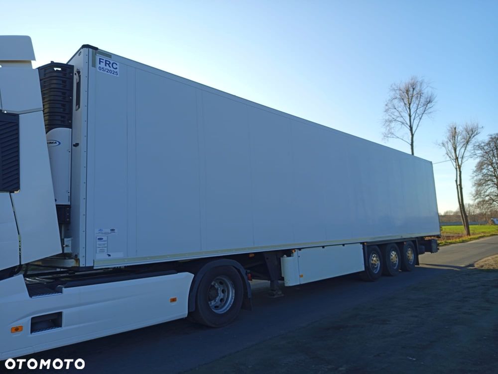 Schmitz Cargobull SKO 24 L - 1