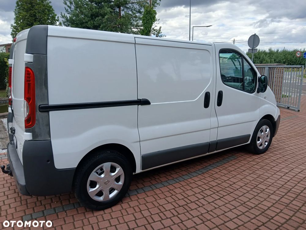 Renault TRAFIC - 4
