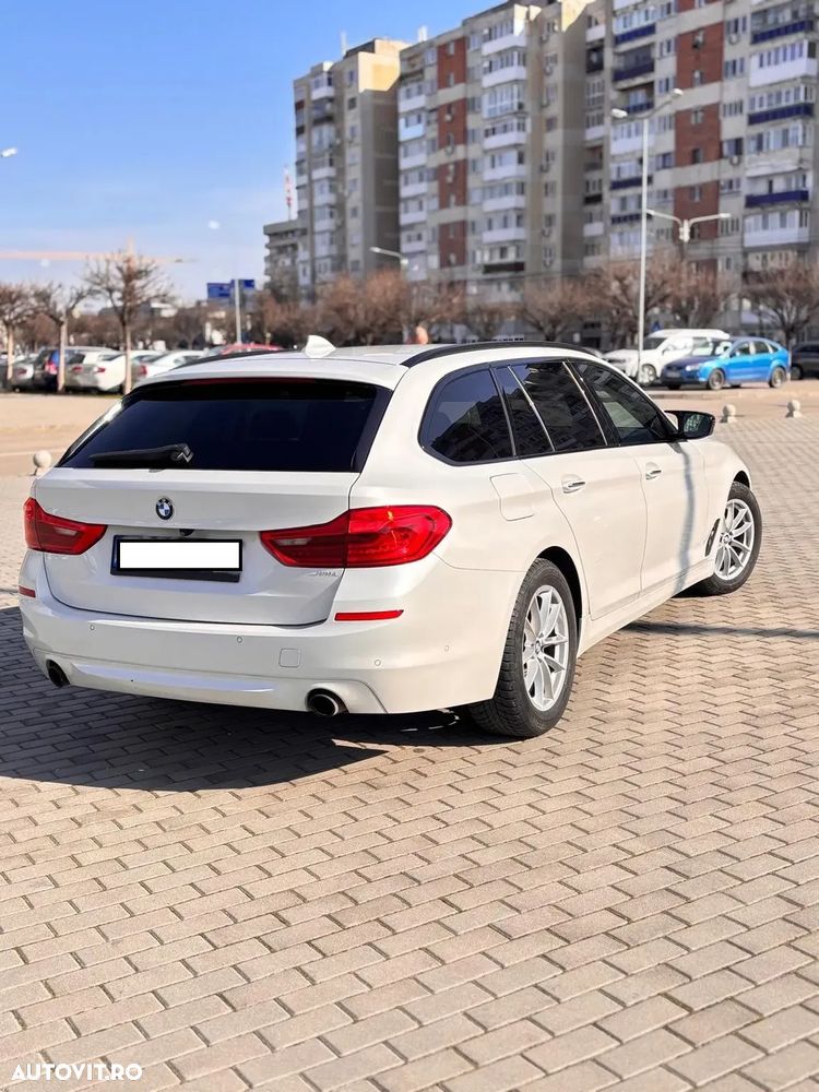 BMW Seria 5 520d Aut. Luxury Line - 4