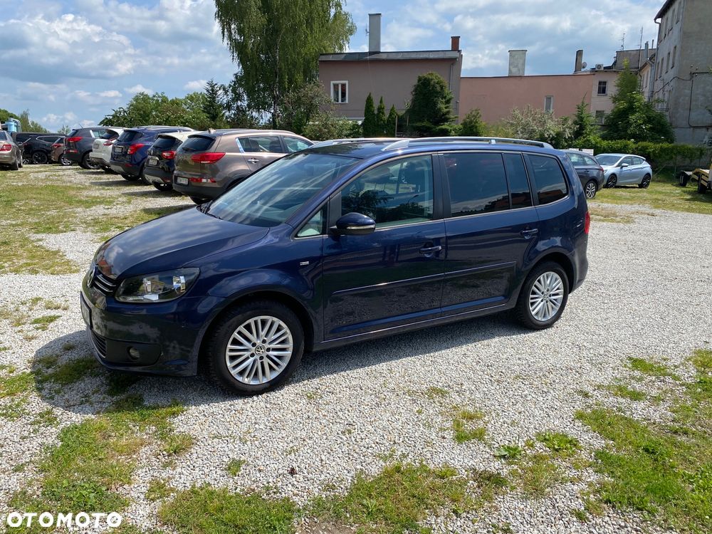 Volkswagen Touran 2.0 TDI DPF BlueMotion Technology Cup - 13
