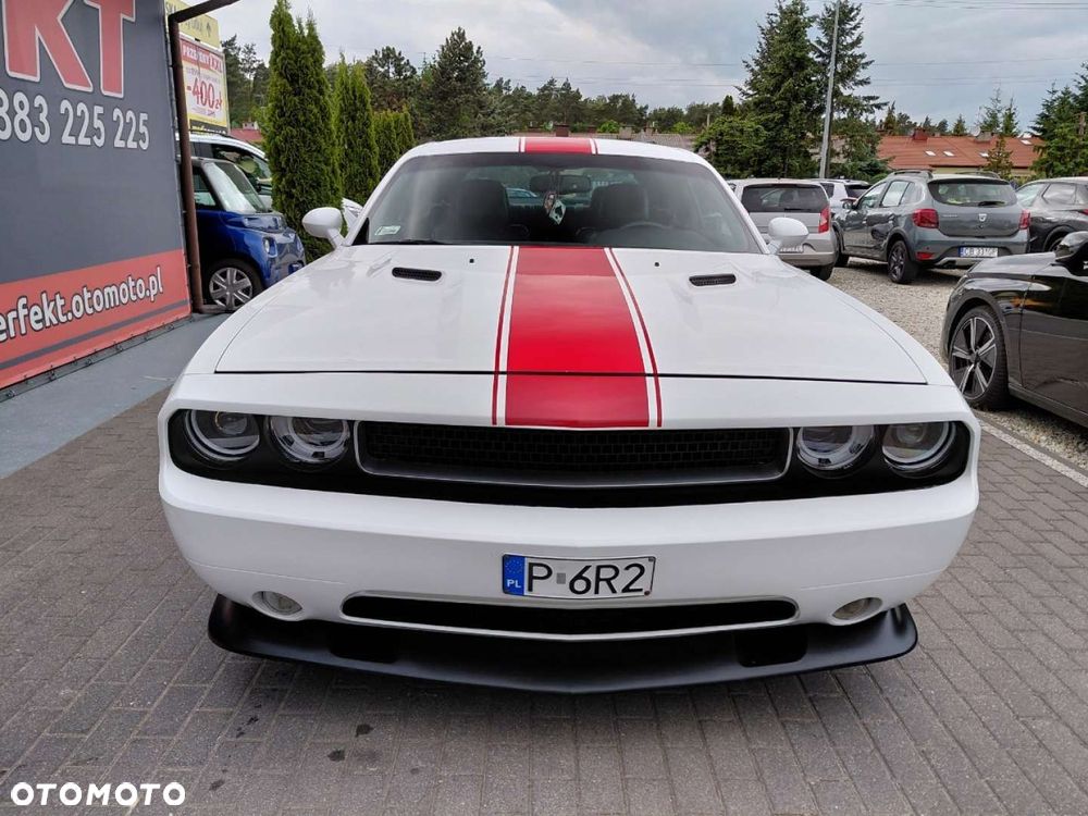 Dodge Challenger - 3