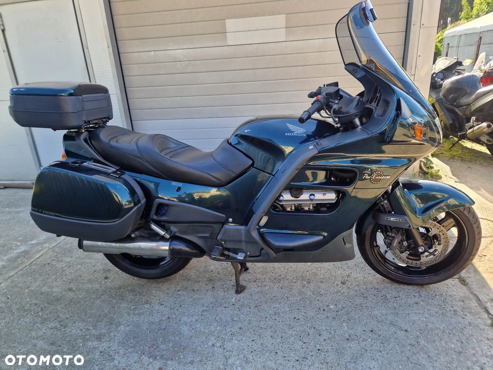 Honda ST - 1