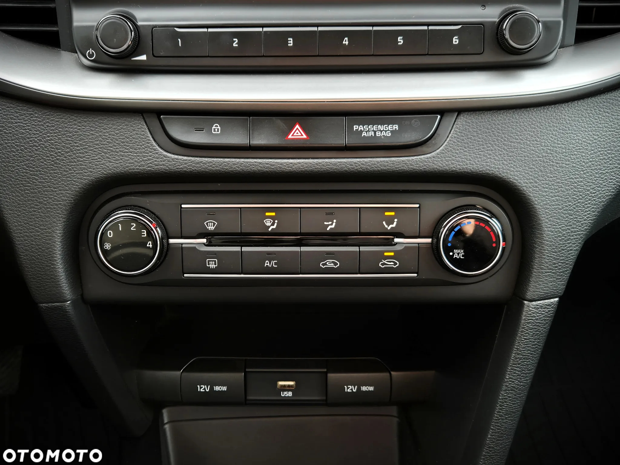 Kia Ceed 1.6 CRDi mHEV S - 29