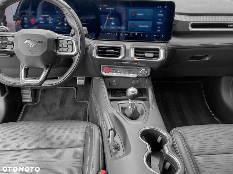Ford Mustang - 10