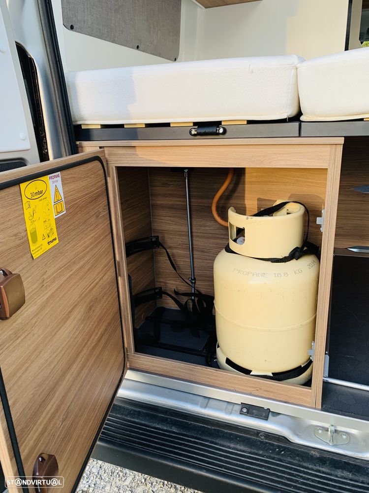 Pilote V600 Pop Up, 140CV - 25