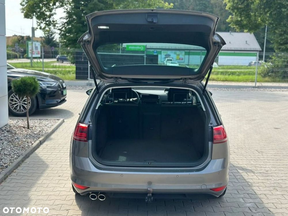 Volkswagen Golf - 9