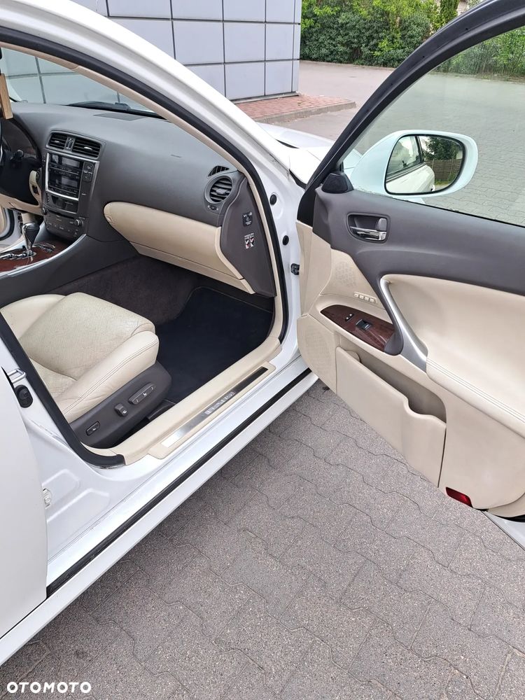 Lexus IS 250 F Sport - 7