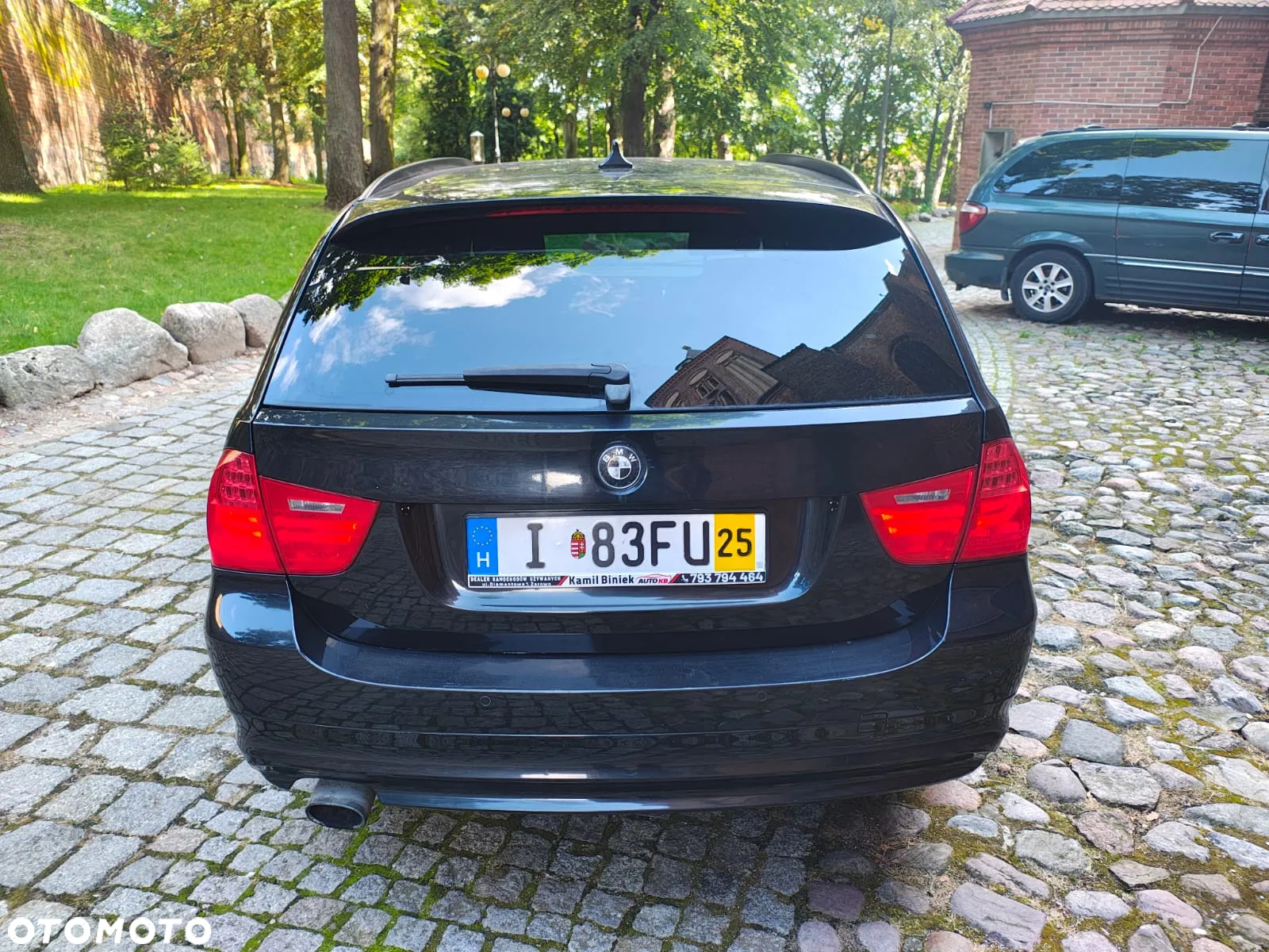 BMW Seria 3 318i Touring - 17