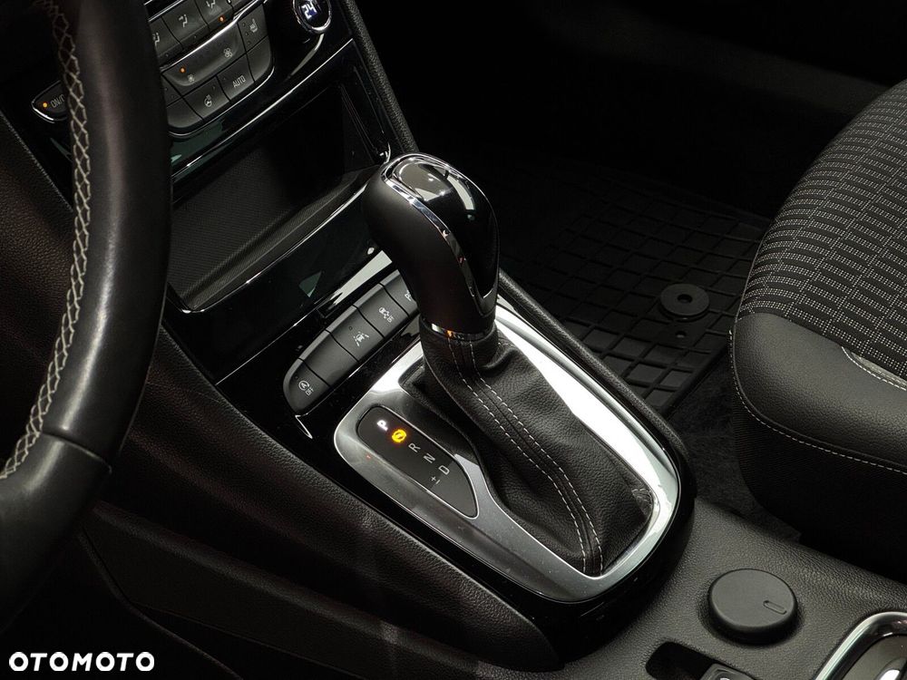 Opel Astra 1.5 CDTI Elegance S&S - 9