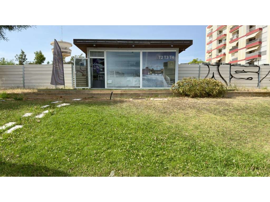 Palácio BR Avenida- Apartamento T2, piscina na cobertura, Faro, Alg... - Grande imagem: 3/81