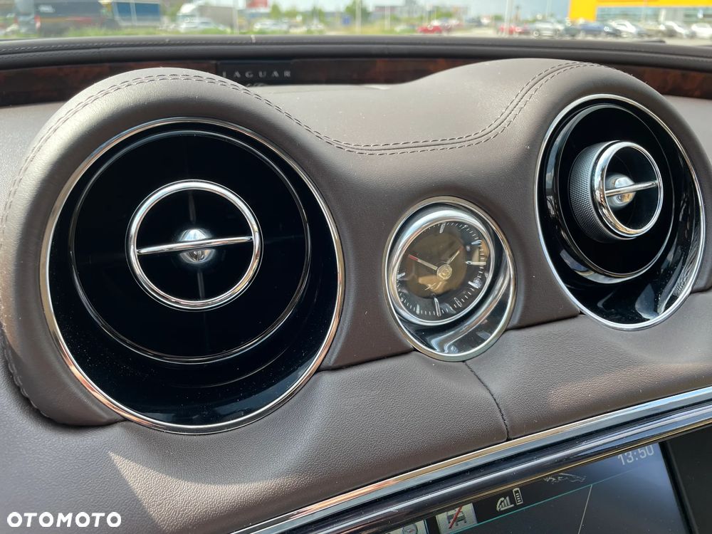 Jaguar XJ 3.0 V6 Kompressor Portfolio - 26