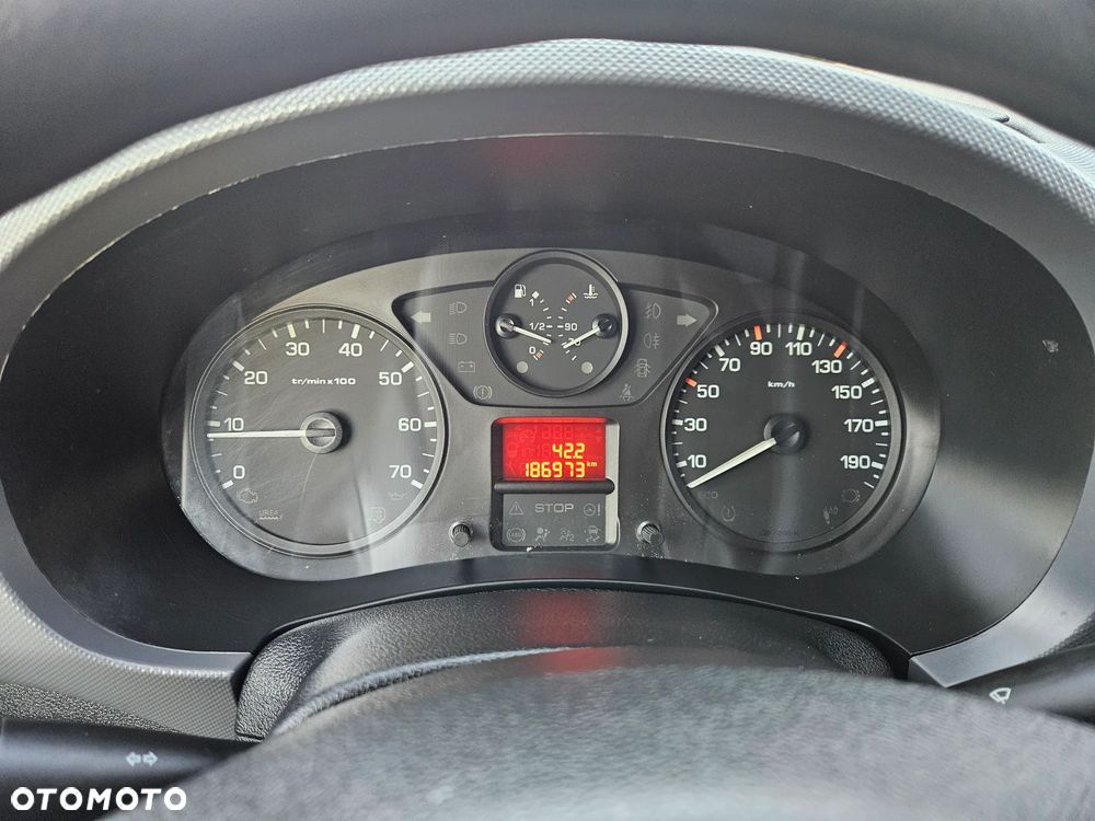 Peugeot Partner - 21