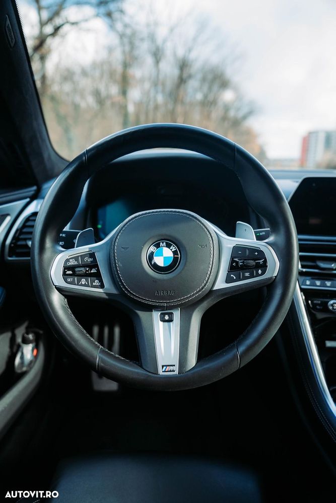 BMW M8 M850i xDrive AT - 13
