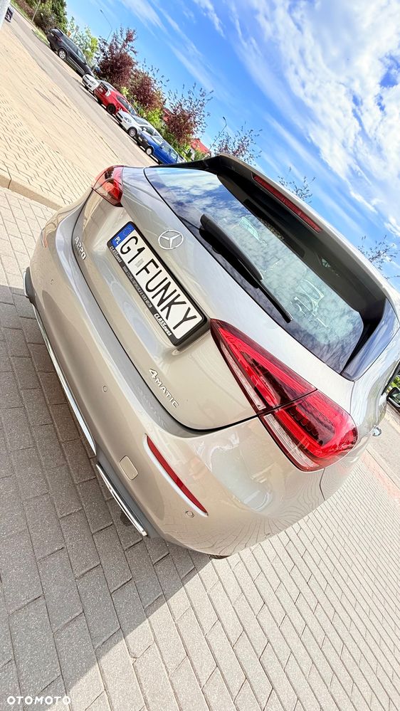 Mercedes-Benz Klasa A 220 4-Matic 7G-DCT - 3