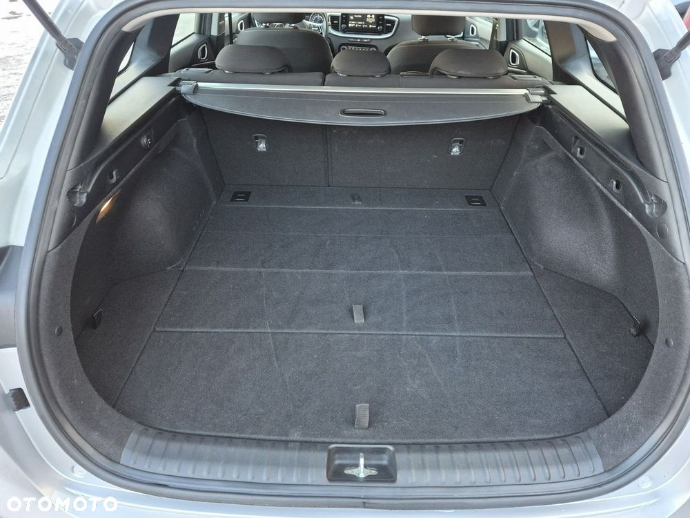 Kia Ceed 1.5 T-GDI M DCT - 30