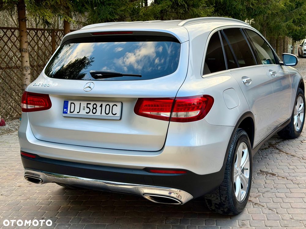Mercedes-Benz GLC 300 4Matic 9G-TRONIC - 3