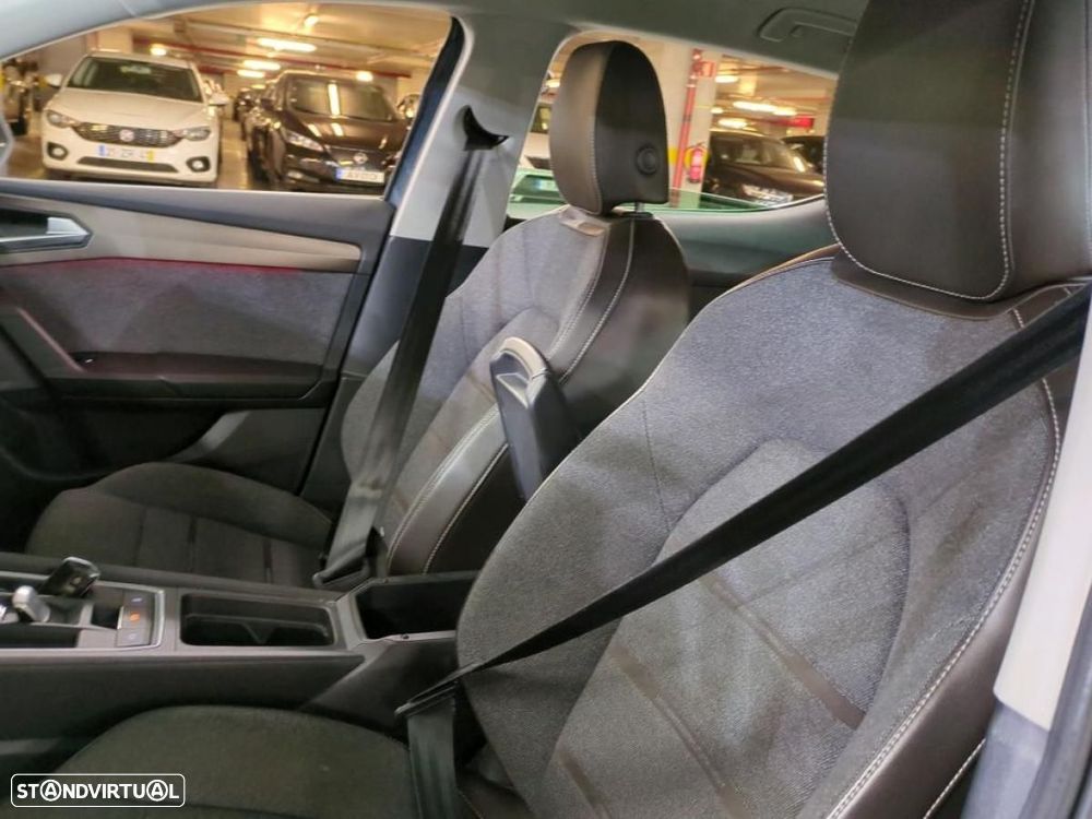 SEAT Leon 1.4 e-Hybrid Xcellence DSG - 3