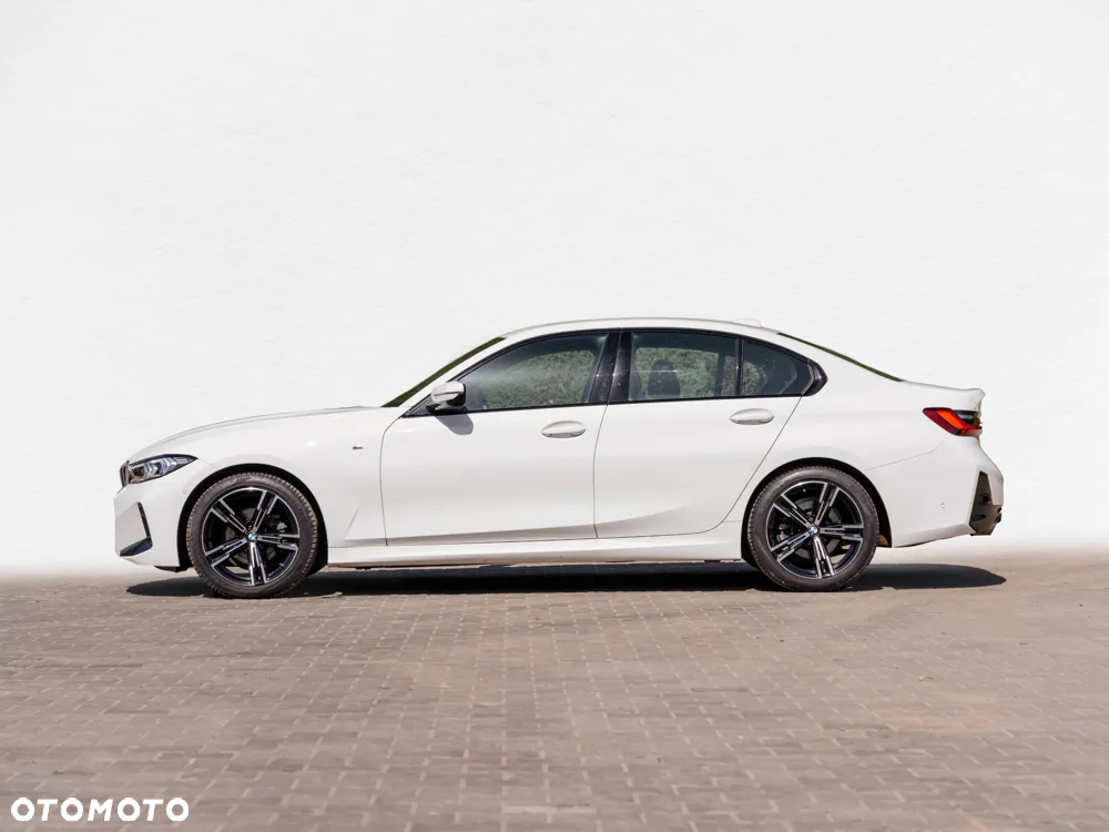 BMW Seria 3 318i M Sport - 3