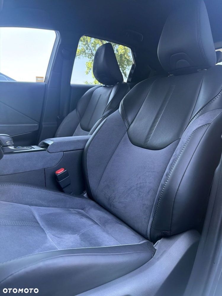 Lexus LBX 1.5 Hybrid Original Edition - 11