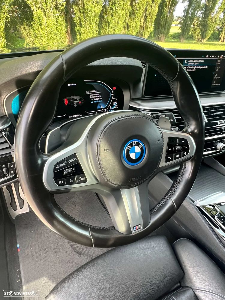 BMW 530 e Pack Desportivo M - 5