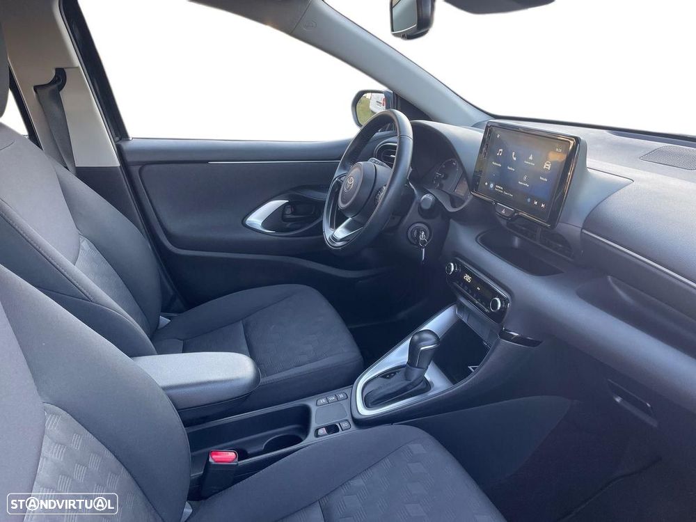 Toyota Yaris - 7