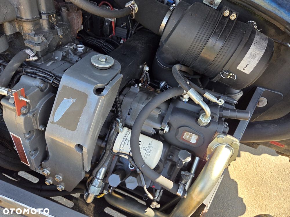 New Holland LM 5060 - 30