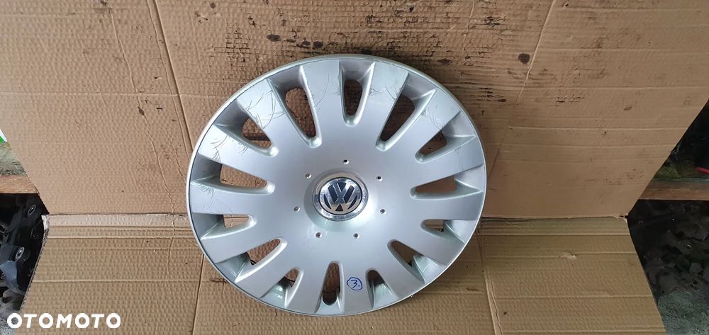 Dekielek kołpak kapsel 16" VW Passat B6 1K0601147G - 2