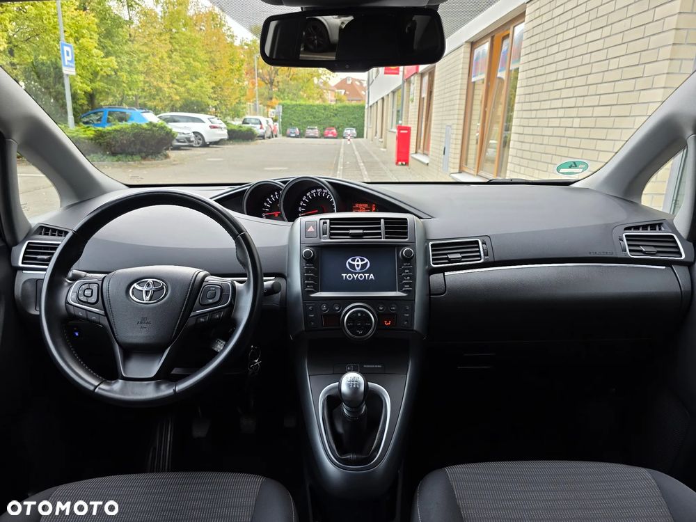 Toyota Verso - 28