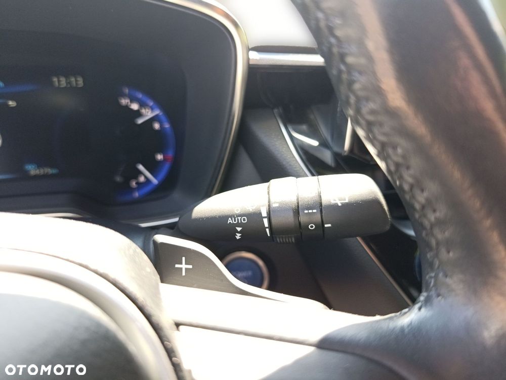 Toyota Corolla 2.0 Hybrid Comfort - 29