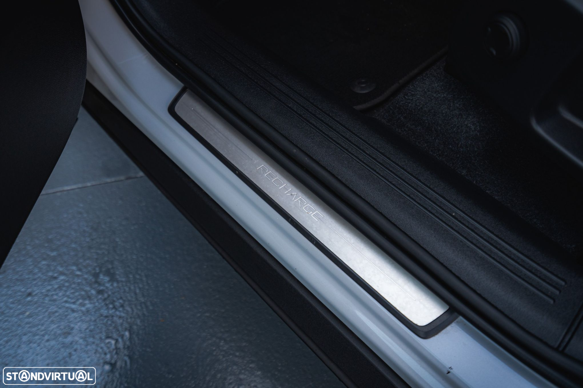 Volvo XC 40 - 41