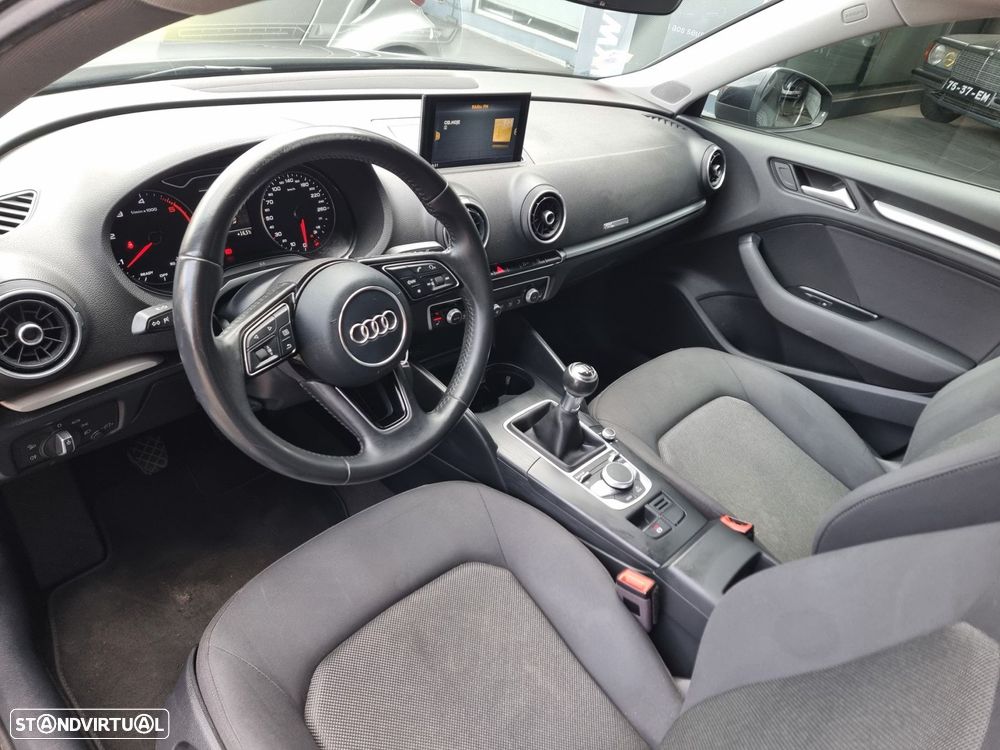Audi A3 Sportback 1.6 TDI - 4