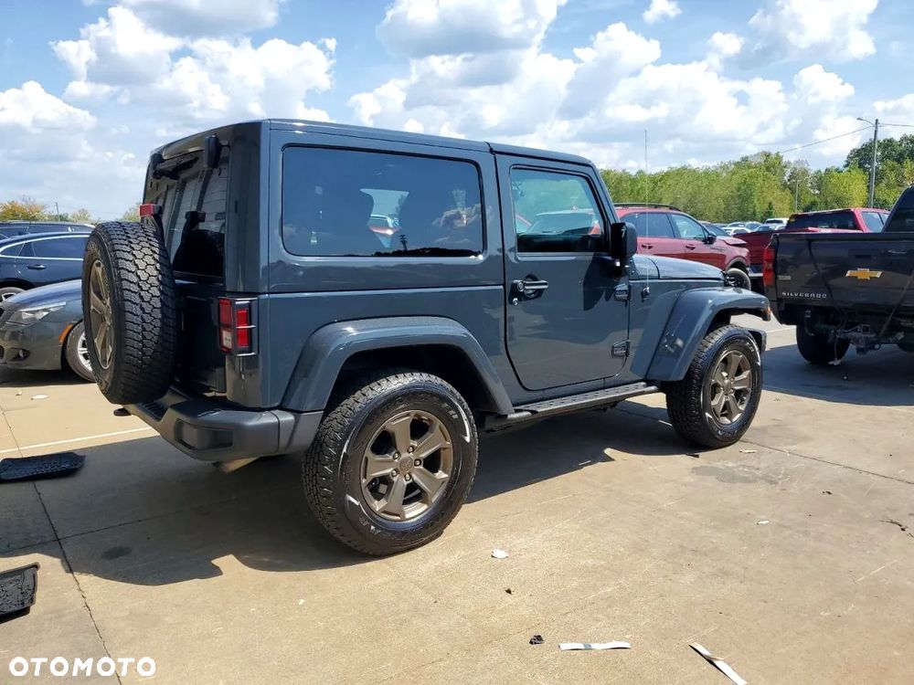 Jeep Wrangler - 4