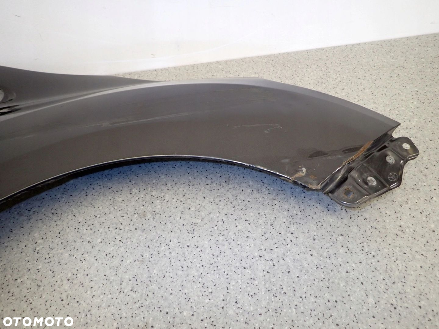 TOYOTA VERSO 09-13 BŁOTNIK PRZEDNI PRAWY 1G3 - 12