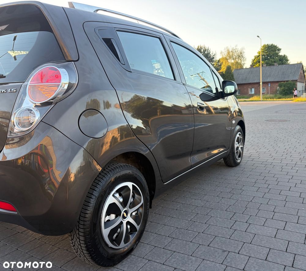 Chevrolet Spark 1.2 LS+ - 16