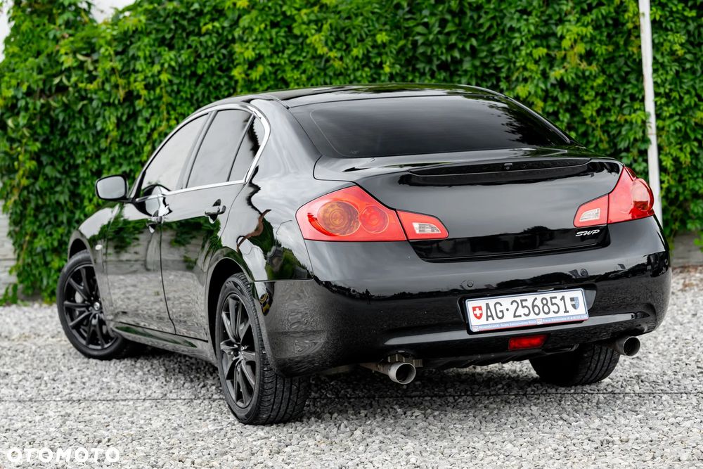Infiniti G G37 S - 10