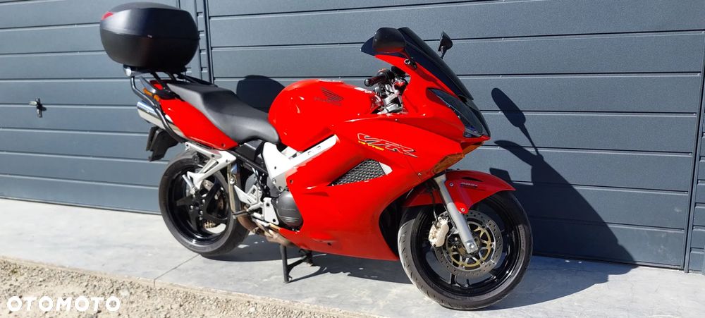 Honda VFR - 37