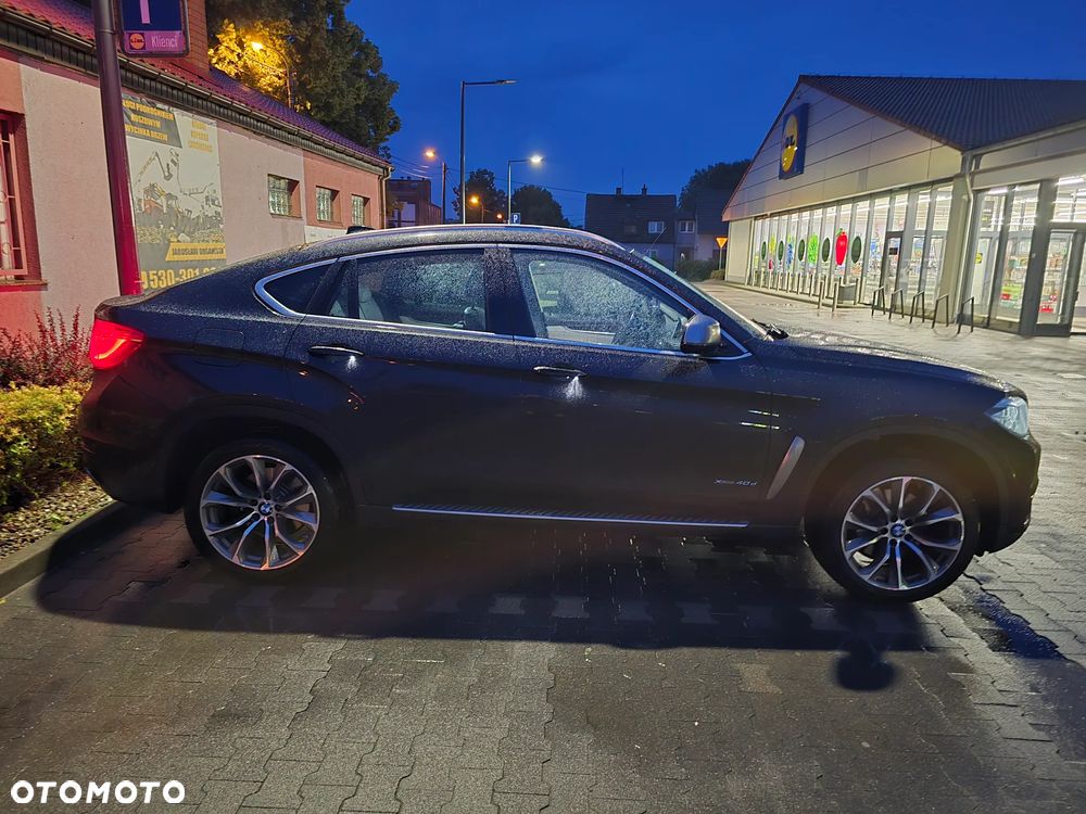 BMW X6 xDrive40d - 11