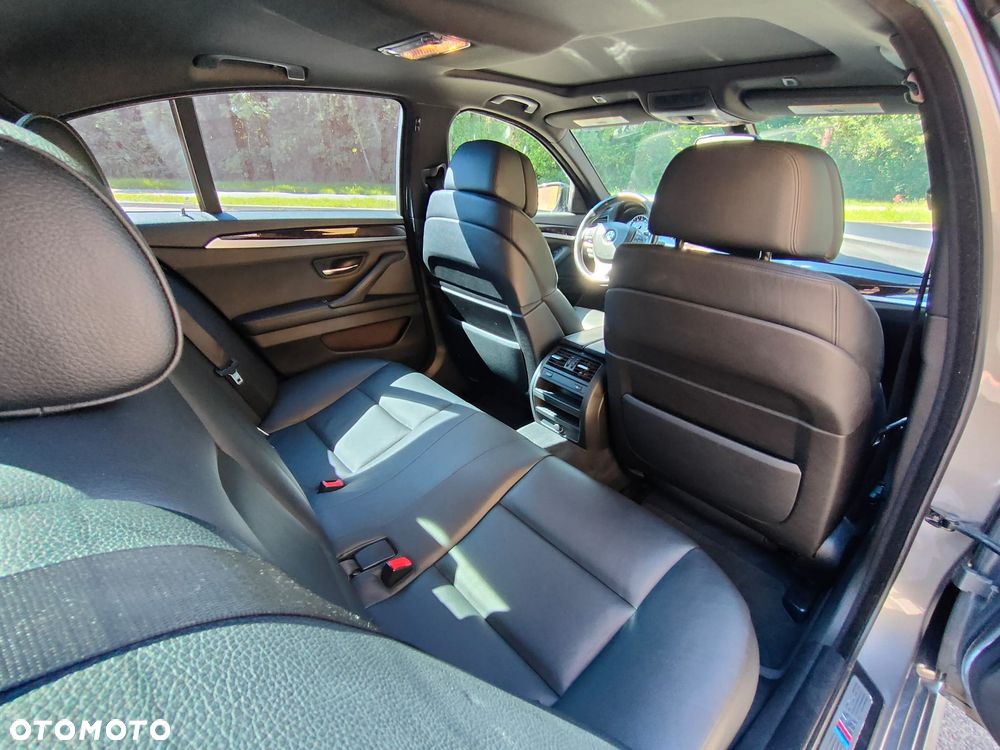 BMW Seria 5 535i - 13