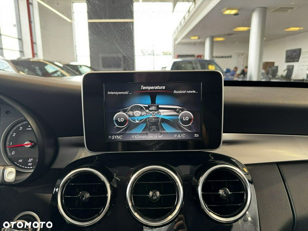Mercedes-Benz Klasa C - 23