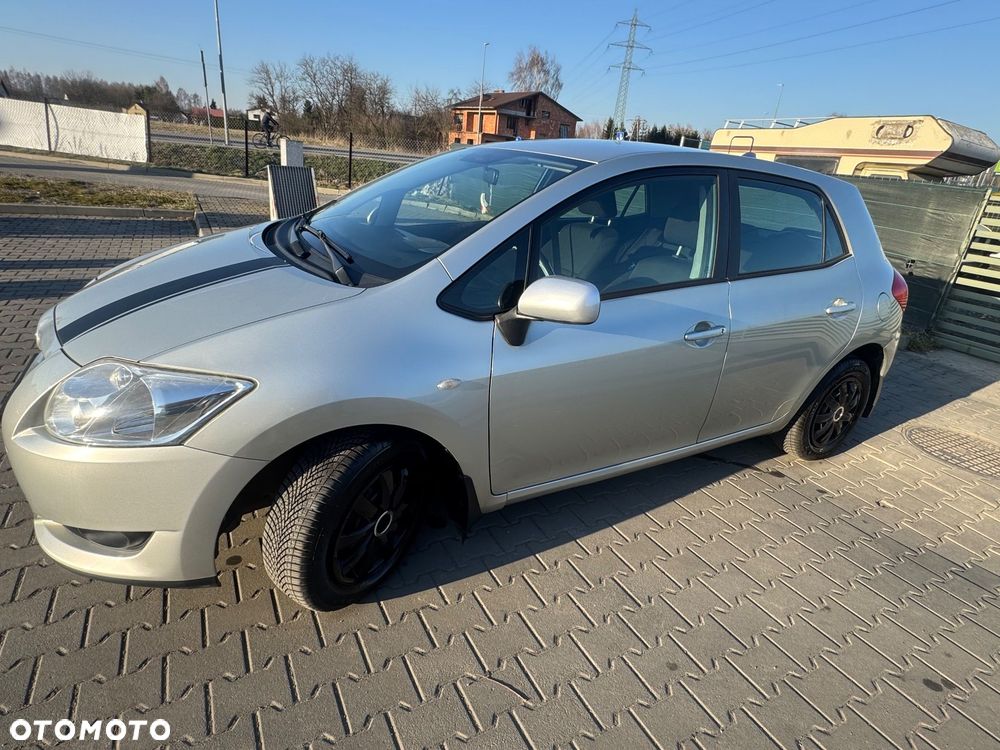 Toyota Auris - 17