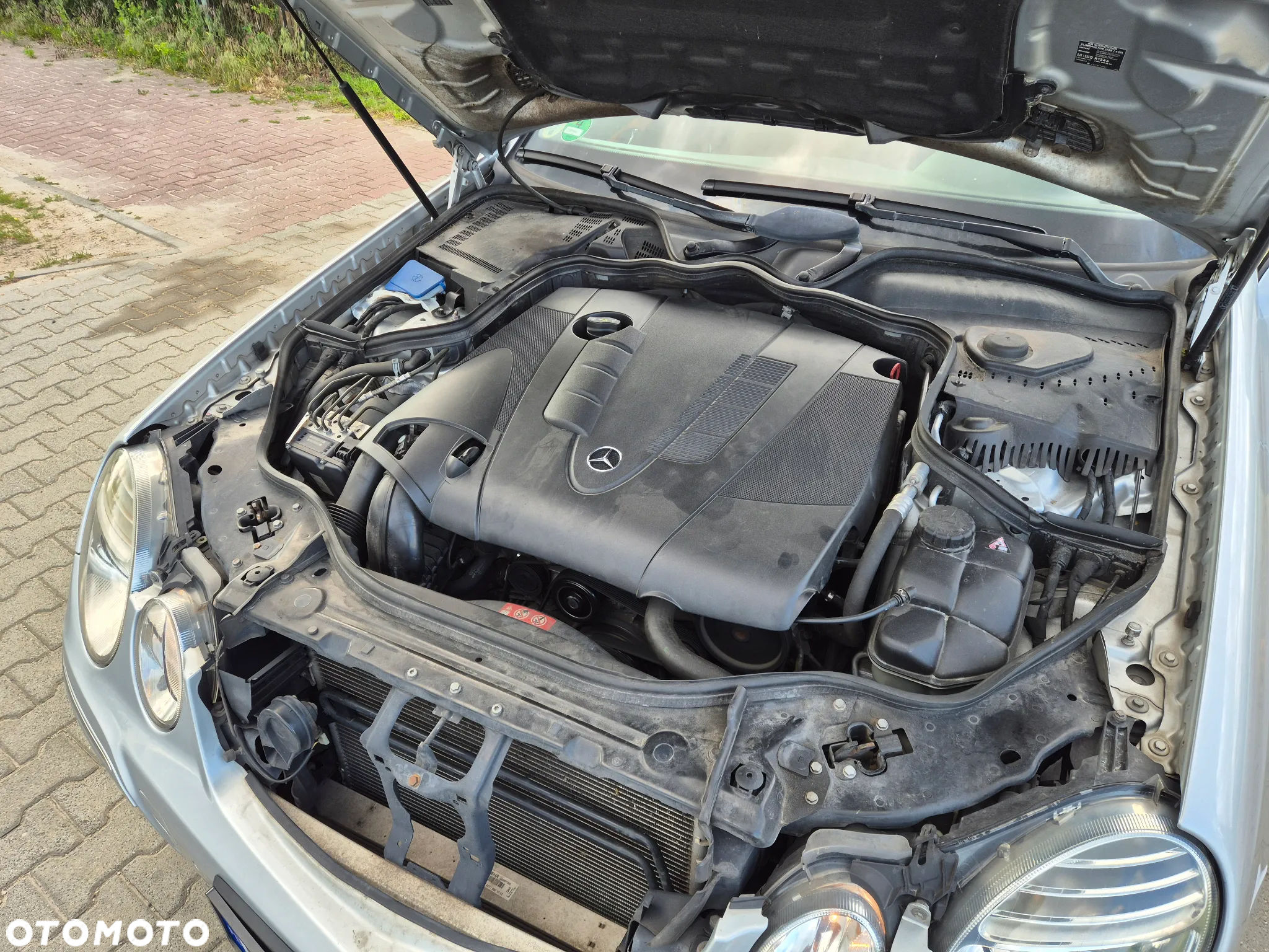 Mercedes-Benz Klasa E 200 CDI Elegance - 12