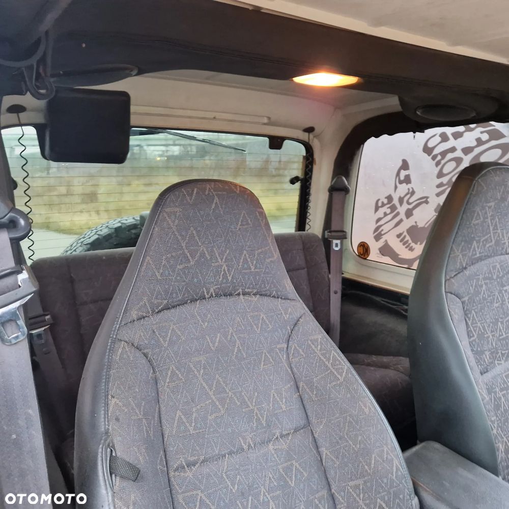 Jeep Wrangler 4.0 Sport - 22