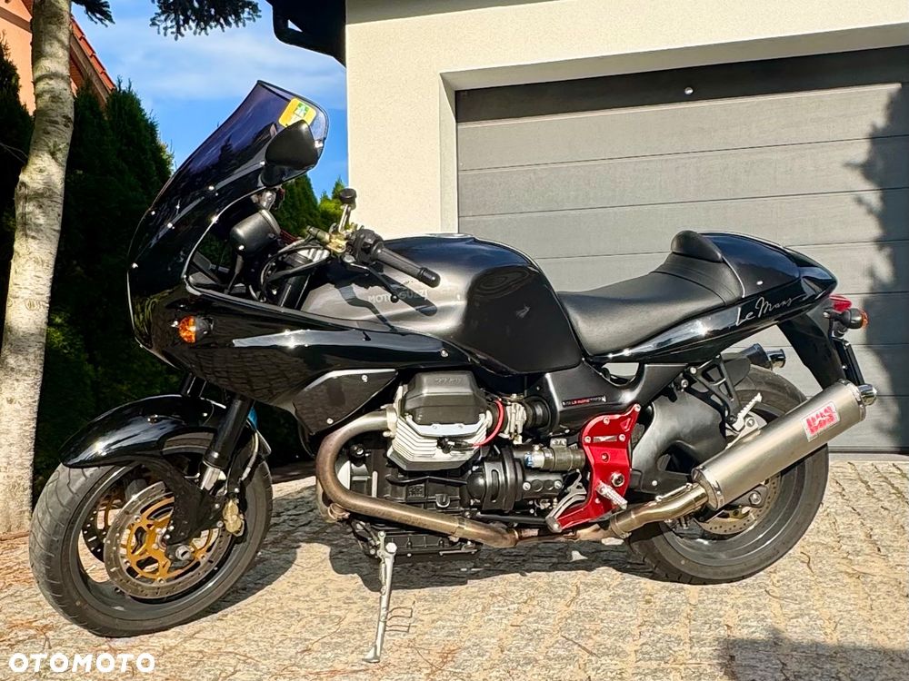Moto Guzzi V11 - 1