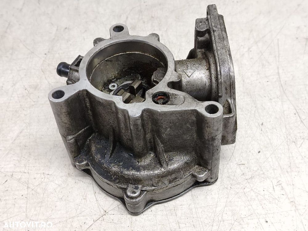 Pompa vacuum 06j145100c 2.0 tfsi CDNB Audi A5 8T [2007 - 2011] - 2