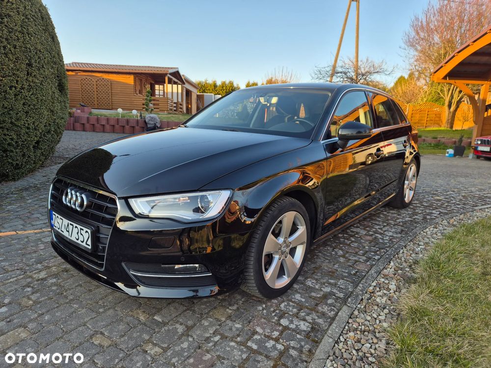 Audi A3 Sportback 2.0 TDI S tronic - 1