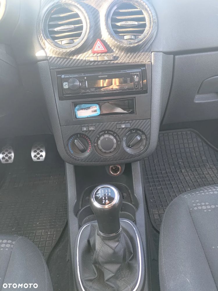 Opel Corsa - 12